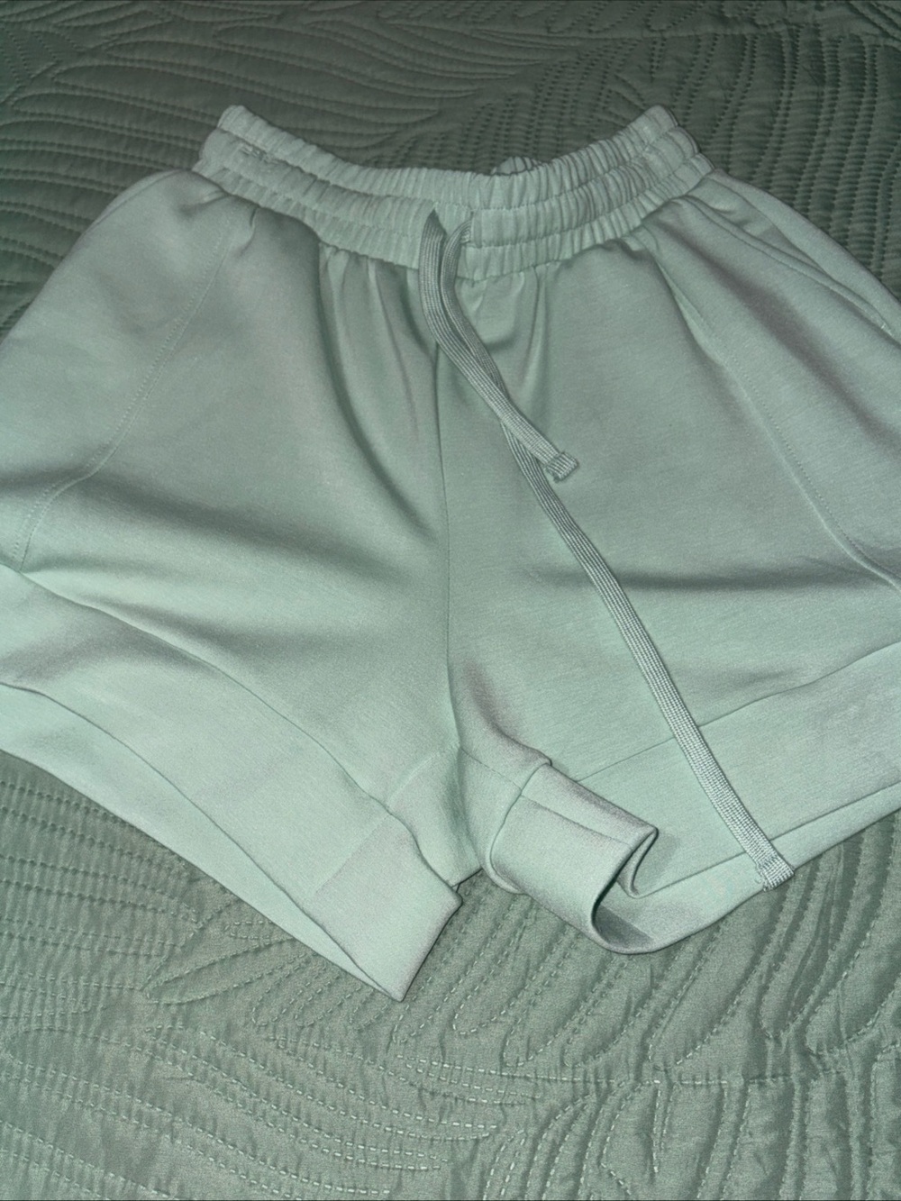 Rae Mode Pastel Green Soft Shorts Size Medium Drawstring Women’s Comfort Cool
